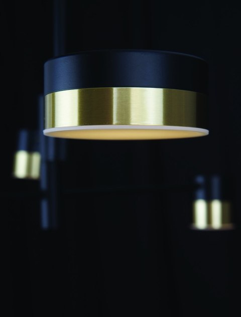 MAXLIGHT P0404 LAMPA WISZĄCA PUMA LED 4x 7W BK/GD MAXLIGHT P0404 LAMPA WISZĄCA PUMA LED 4x 7W BK/GD